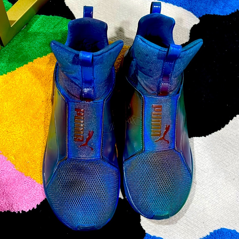 Gently used custom made shoes for men high top multicolour very comfortable